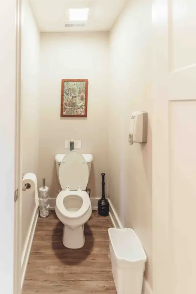 Luxe Haus Lodge - Full Bathroom 3 2