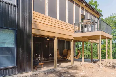 Speakeasy Lodge - Exterior 8