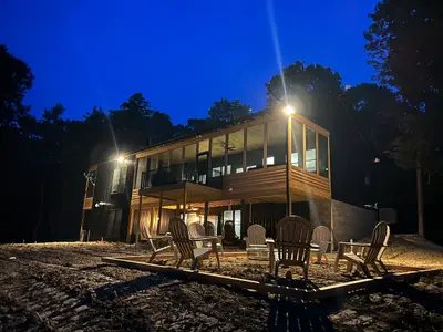 Speakeasy Lodge - Exterior 9